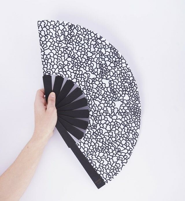 Abanico Piel Koi White Standard